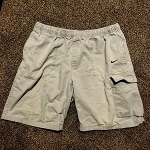 cream vintage nike cargo shorts size xl